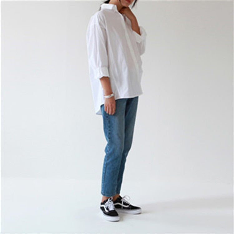 White long sleeved shirt with loose fitting
